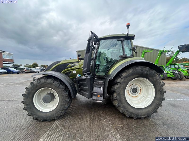 T235D TRACTOR