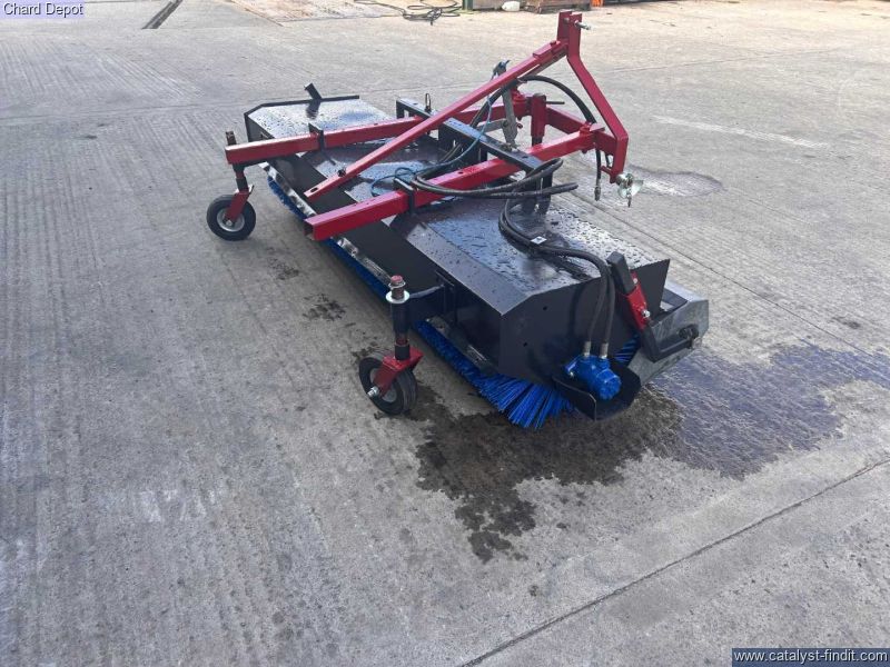 MOUNTED ROAD BRUSH