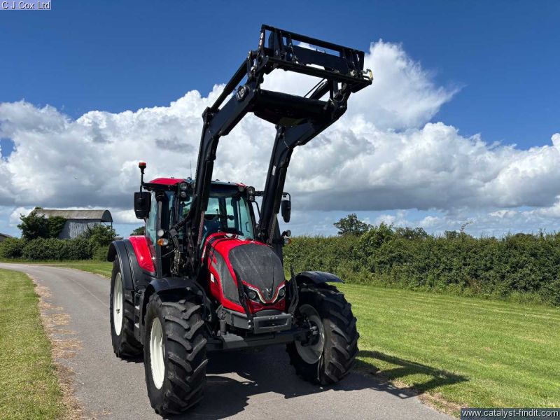 VALTRA N135A TRACTOR TRACTOR