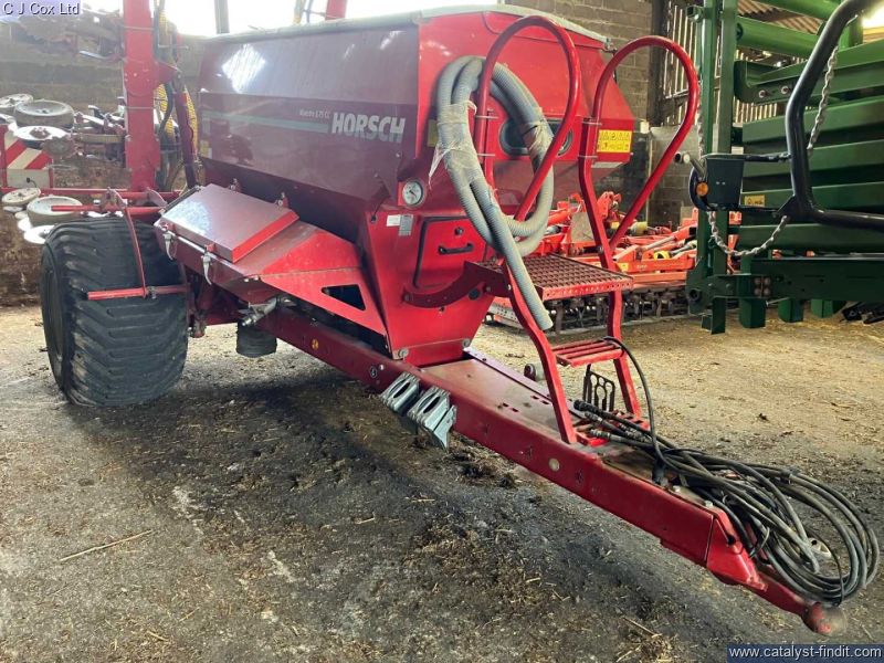 2016 HORSCH MAESTRO 8.75 DRILL
TRAILED 8 ROW SEED DRILL