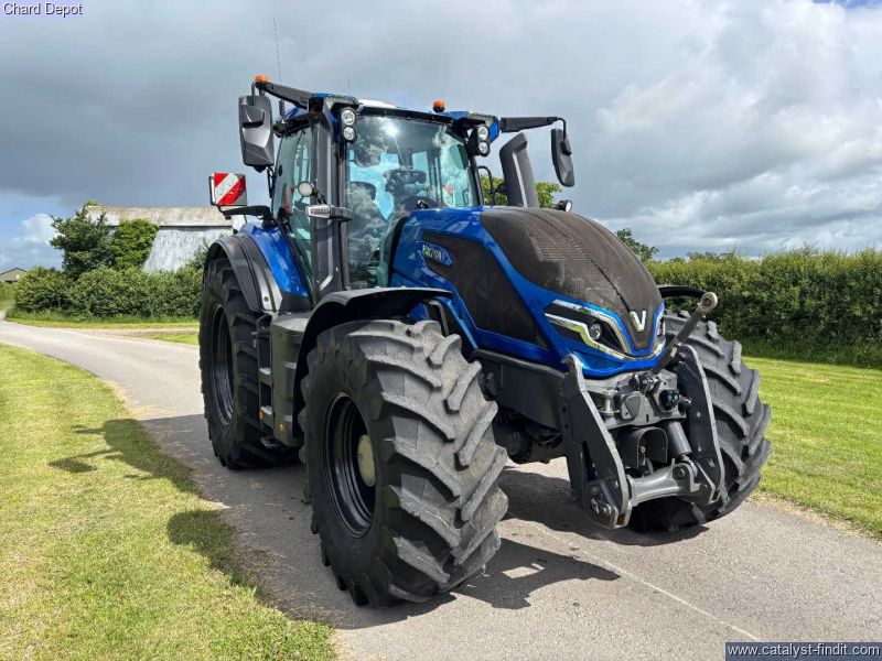 VALTRA Q245 1A9 TRACTOR TRACTOR
