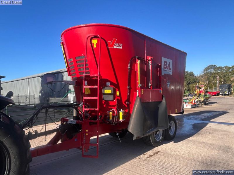 2025 BVL FEEDING EQUIPMENT V-MIX PLUS 27-2S FEEDER WAGON DIET FEEDER